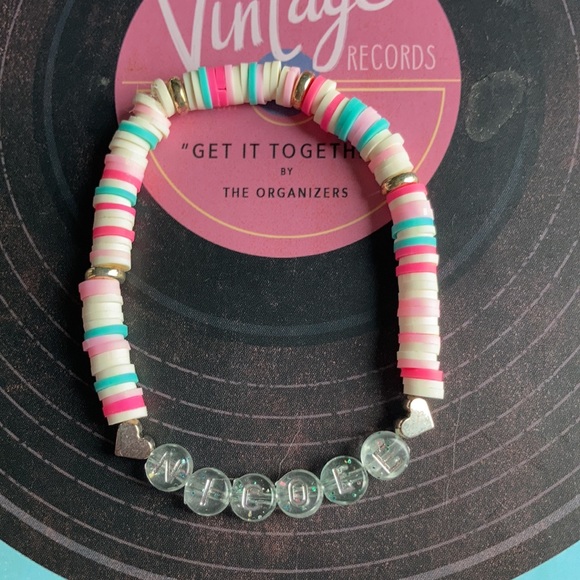 Personalized Swiftie Bracelet - Picture 4 of 4